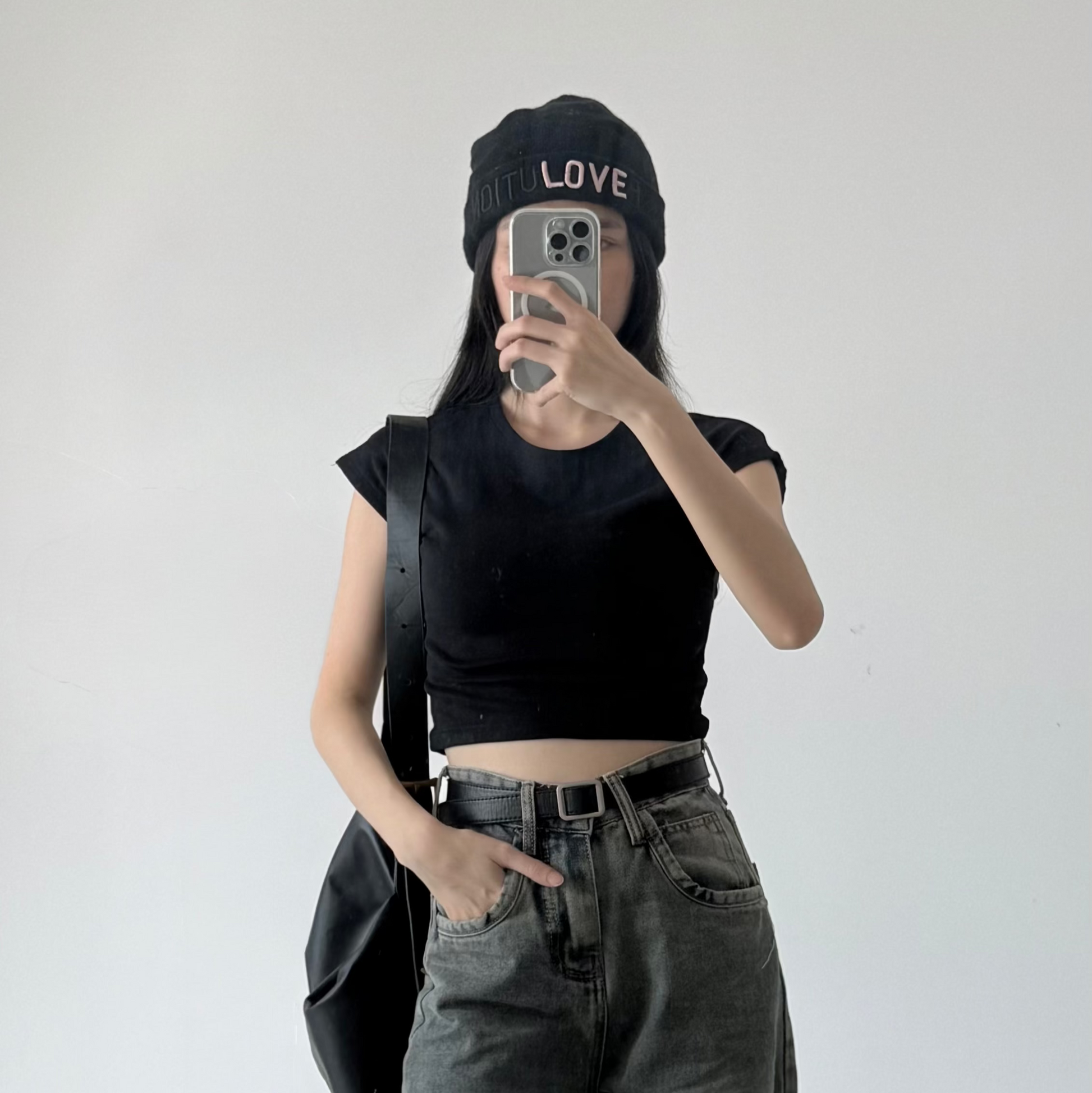 簡約緊身小飛袖上衣