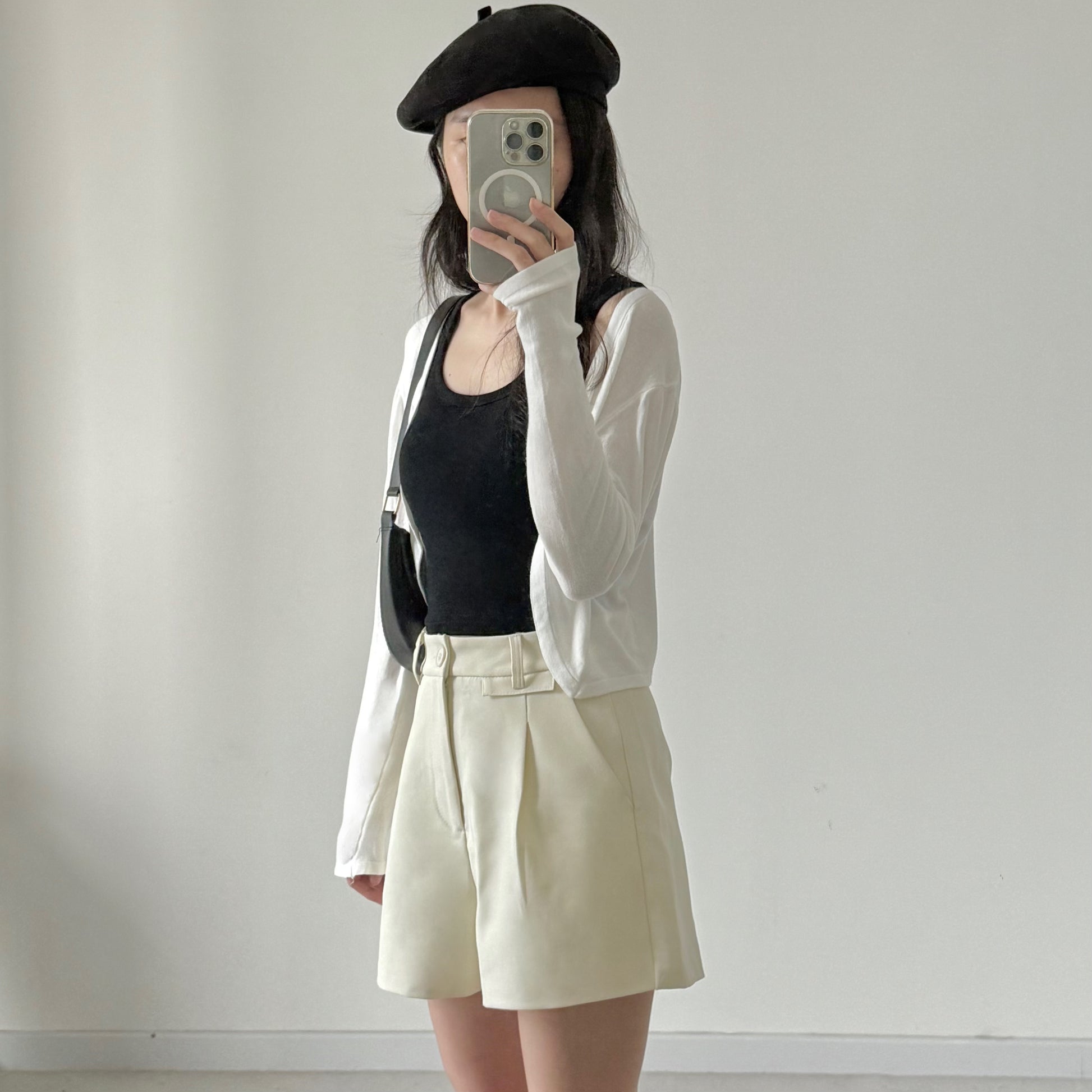 AUG25141 A字腰带西装短裤 A-Line Belted Suit Shorts