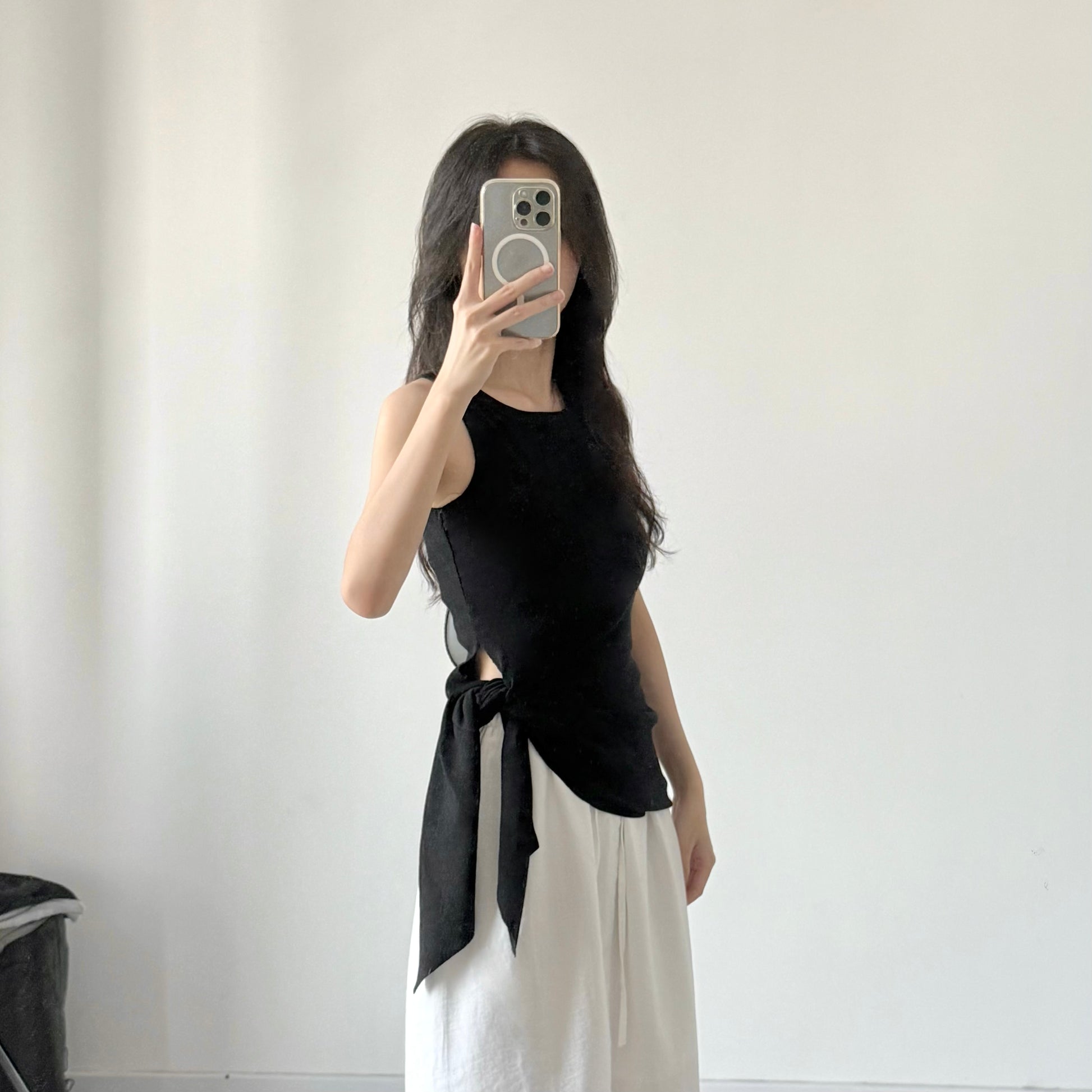 AU25112 不规则绑带吊带背心 Tie Strap Cami Top