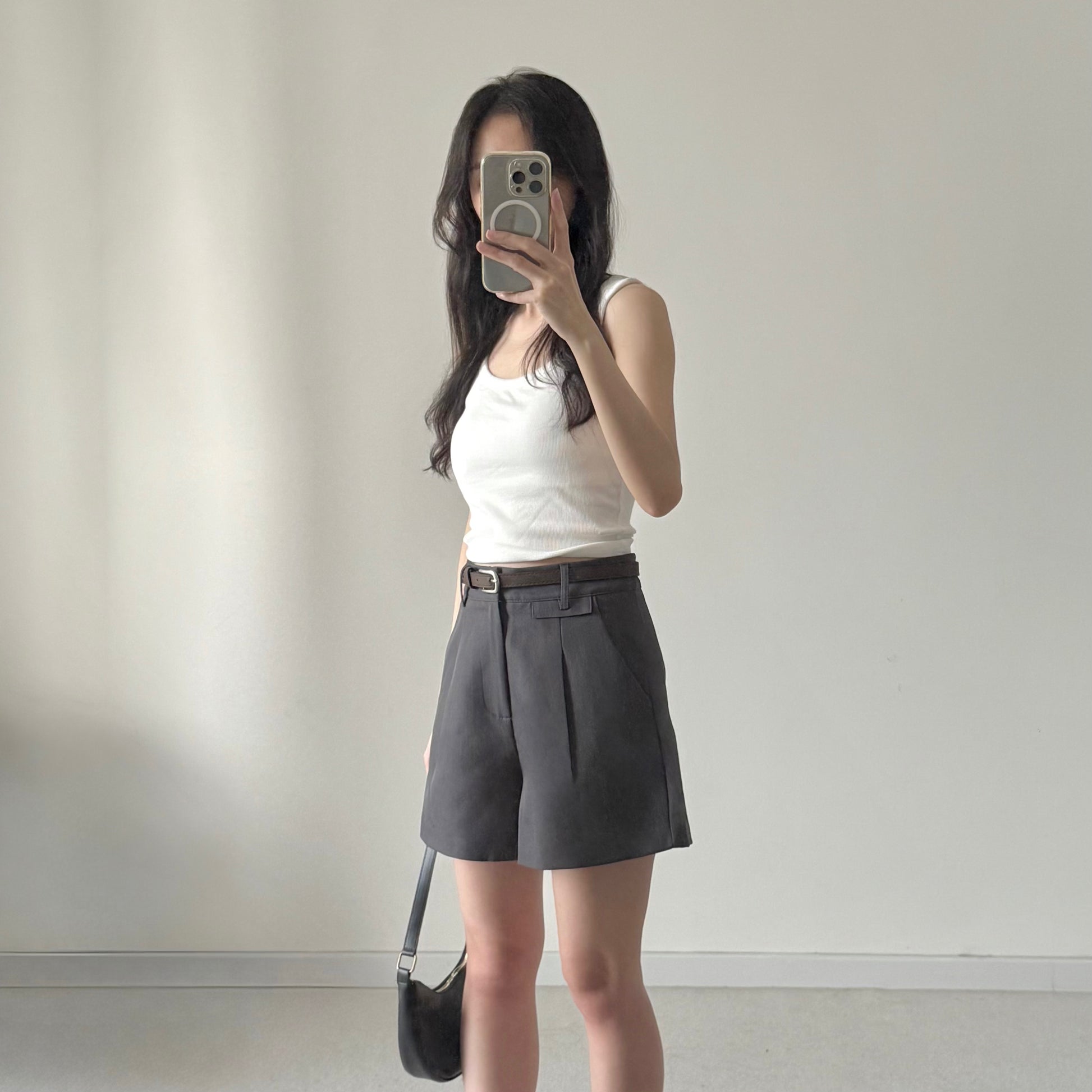 AUG25141 A字腰带西装短裤 A-Line Belted Suit Shorts