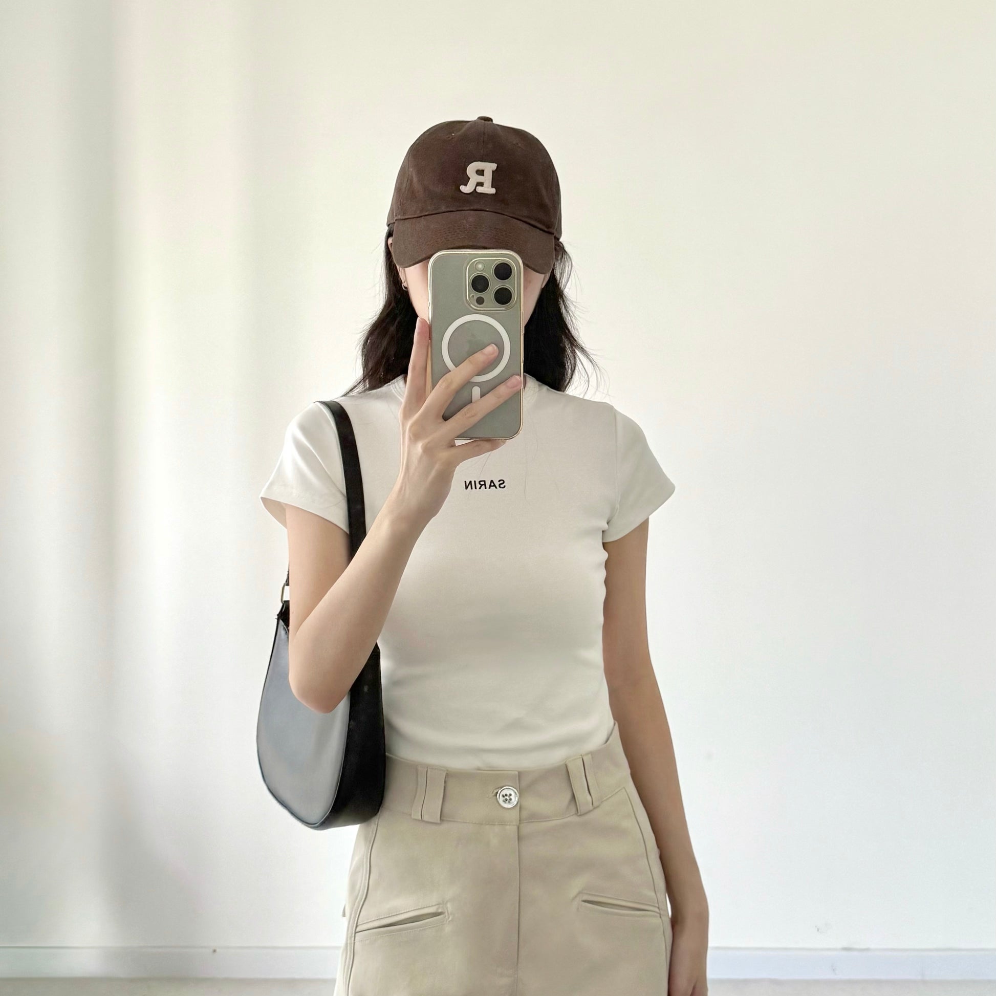 AUG25121 韩系圆领字母T Slim Fit Round Neck Letter Tee