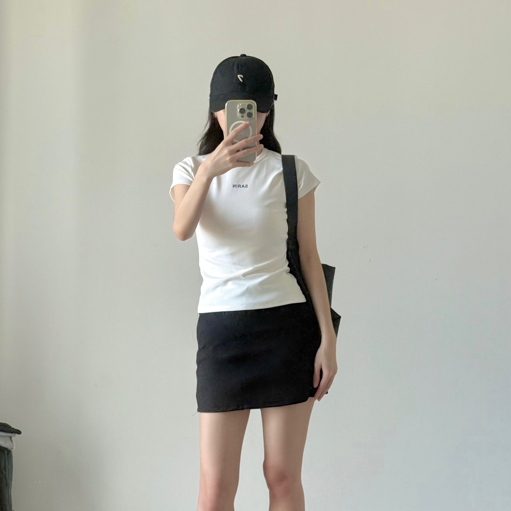 AUG25121 韩系圆领字母T Slim Fit Round Neck Letter Tee