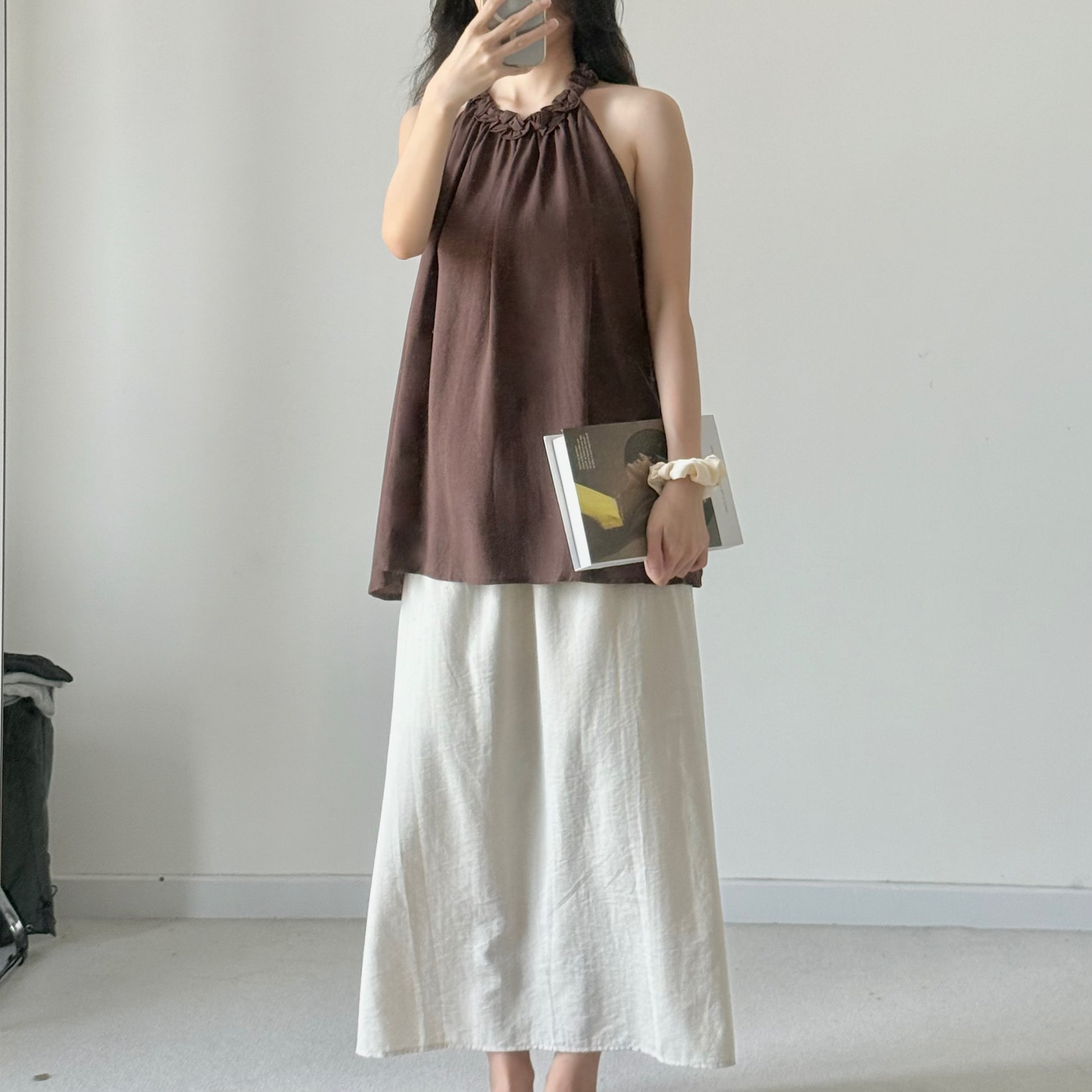 AUG25111 A字挂脖亚麻小衫背心 A-Line Halter Linen Top