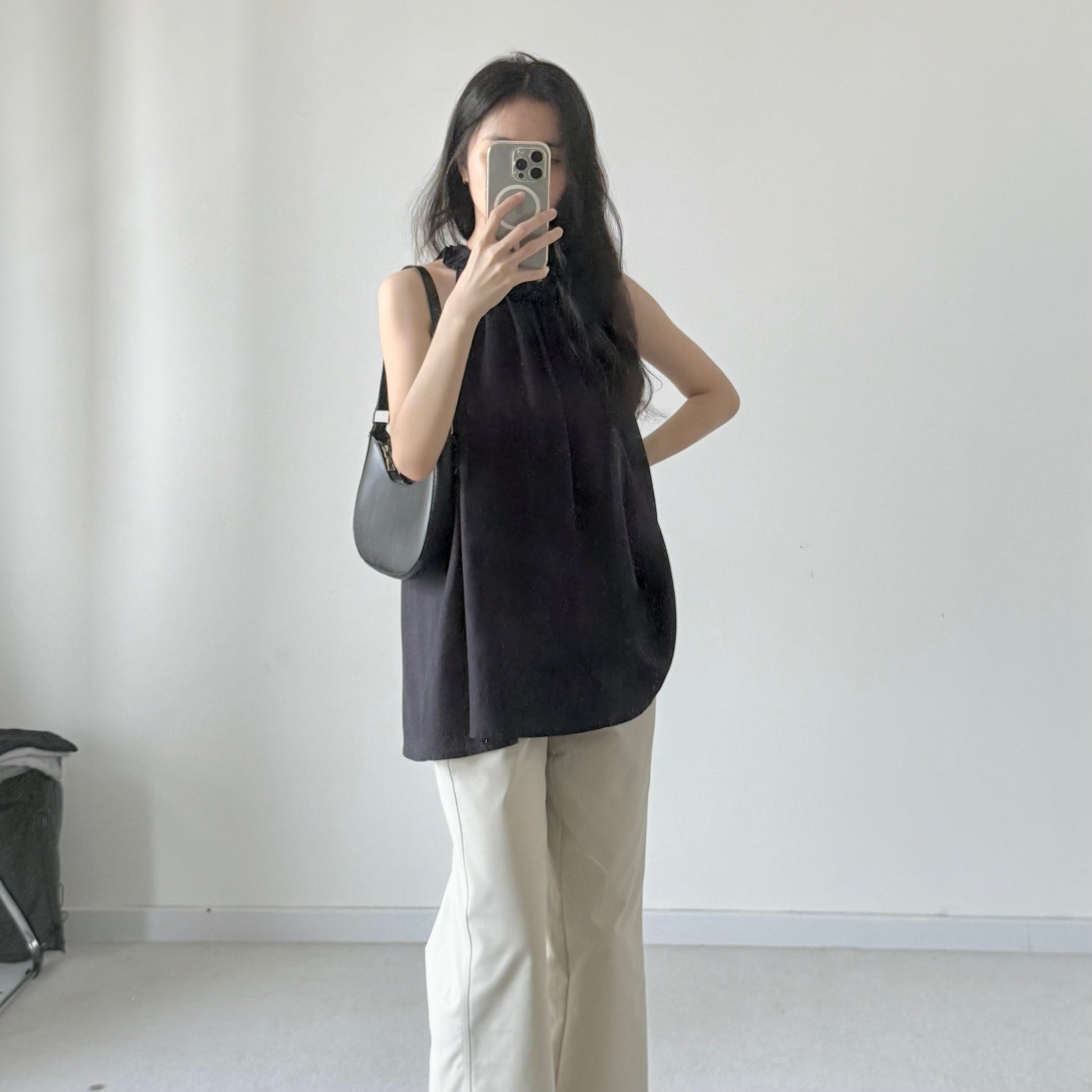 AUG25111 A字挂脖亚麻小衫背心 A-Line Halter Linen Top