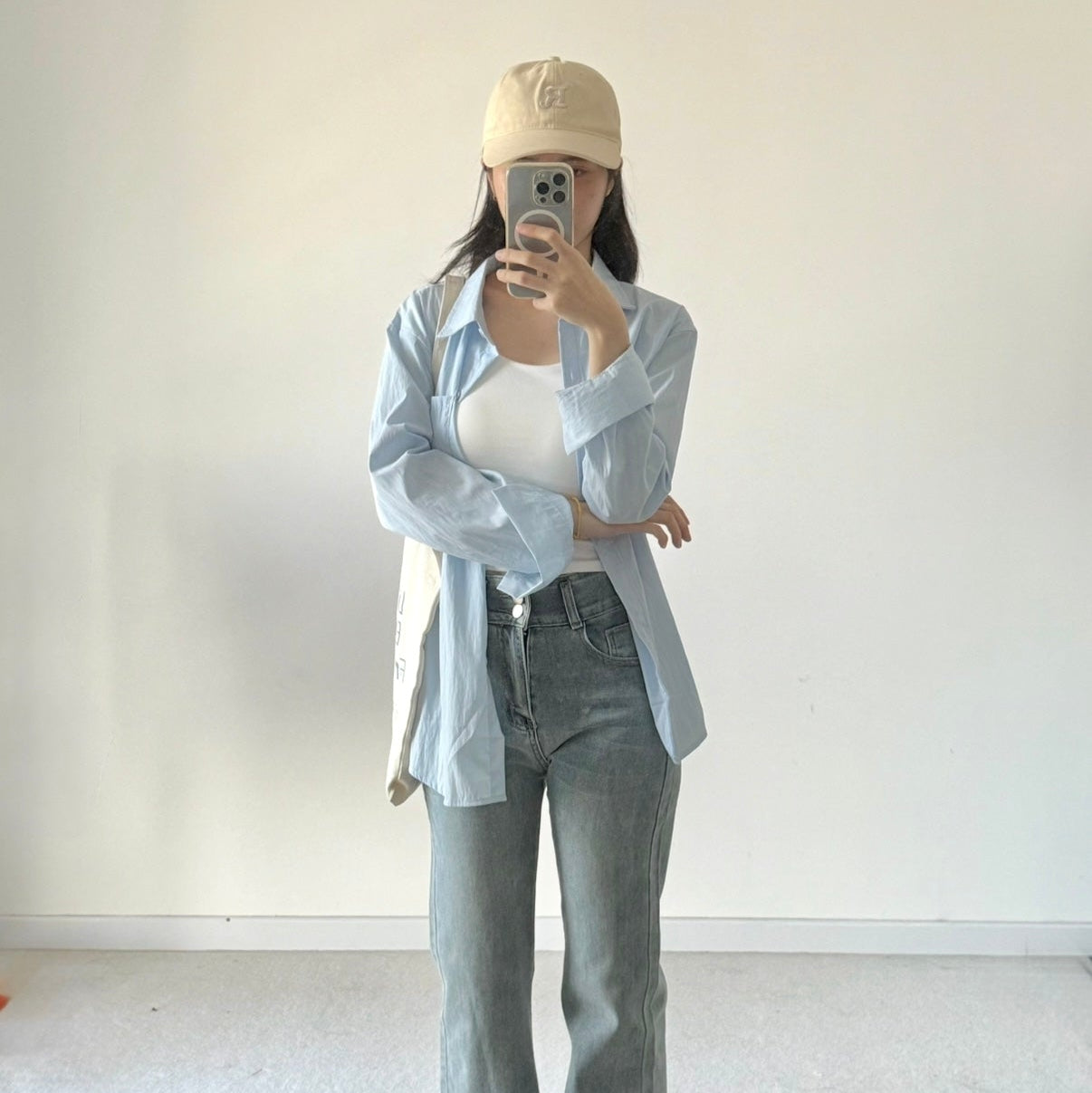 Women‘s Loose Long-Sleeved Shirt浅蓝色显白宽松长袖防晒衬衫 (JUL2506)