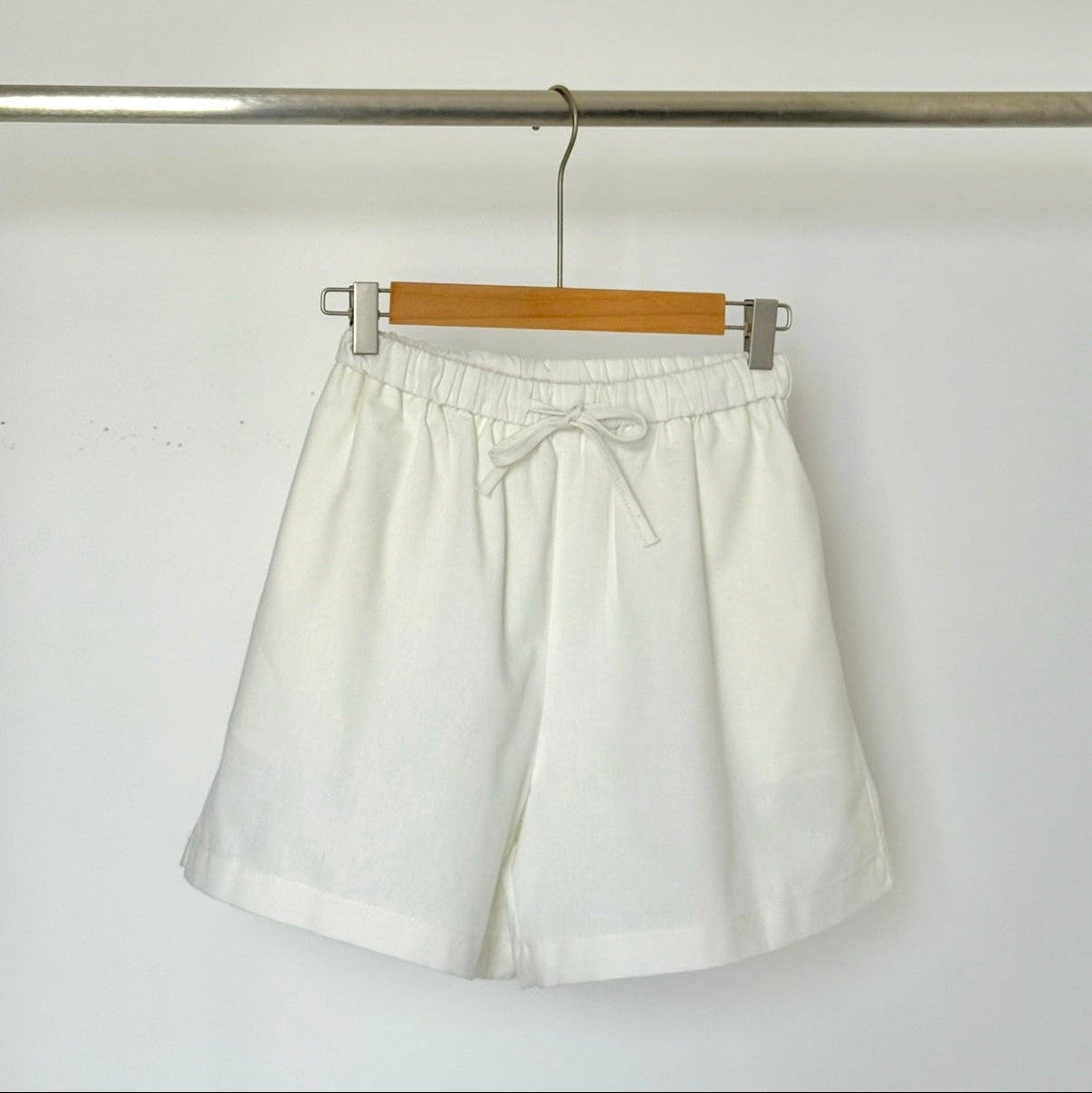 Cotton And Linen Shorts 白色棉麻短裤休闲裤（JUL2508）
