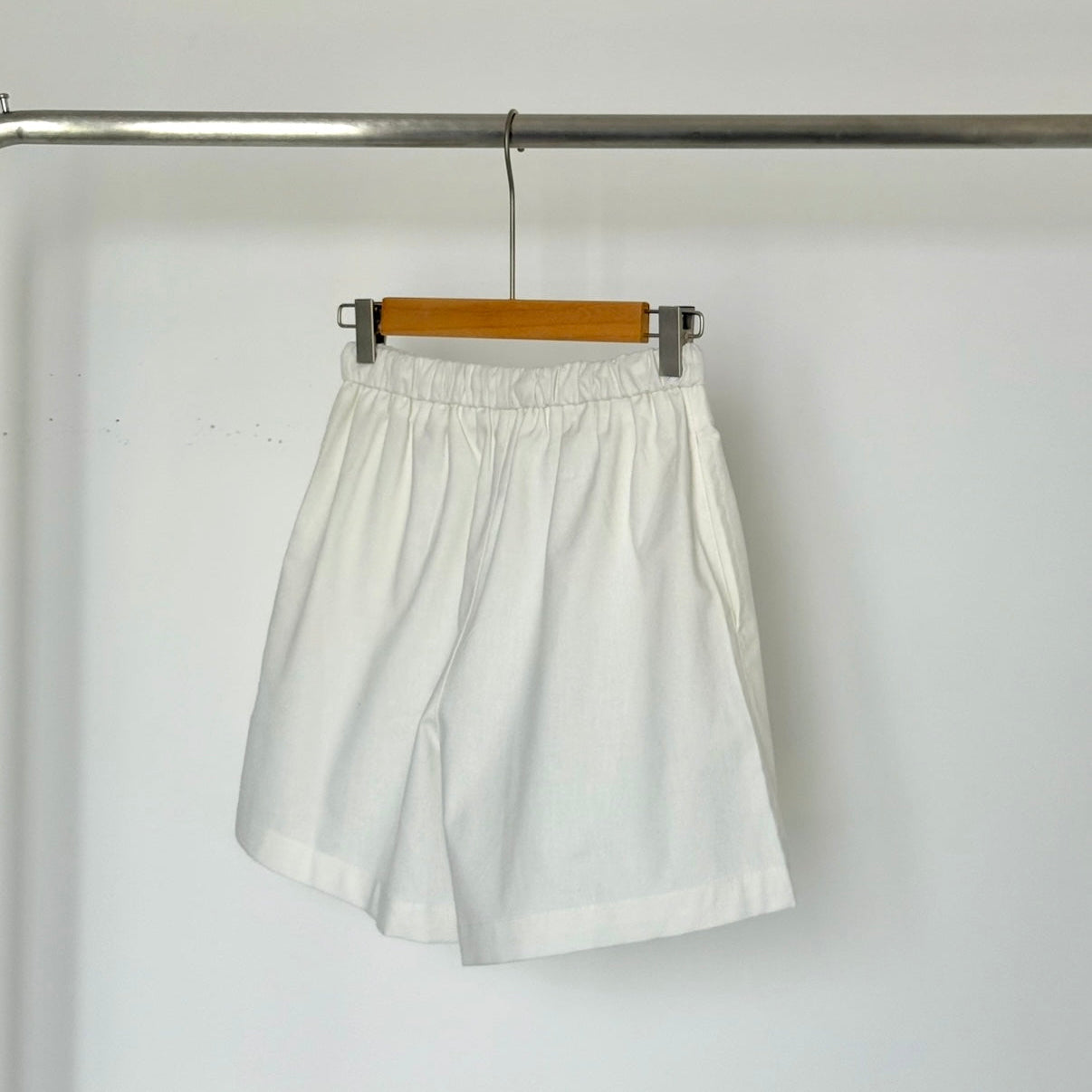 Cotton And Linen Shorts 白色棉麻短裤休闲裤（JUL2508）