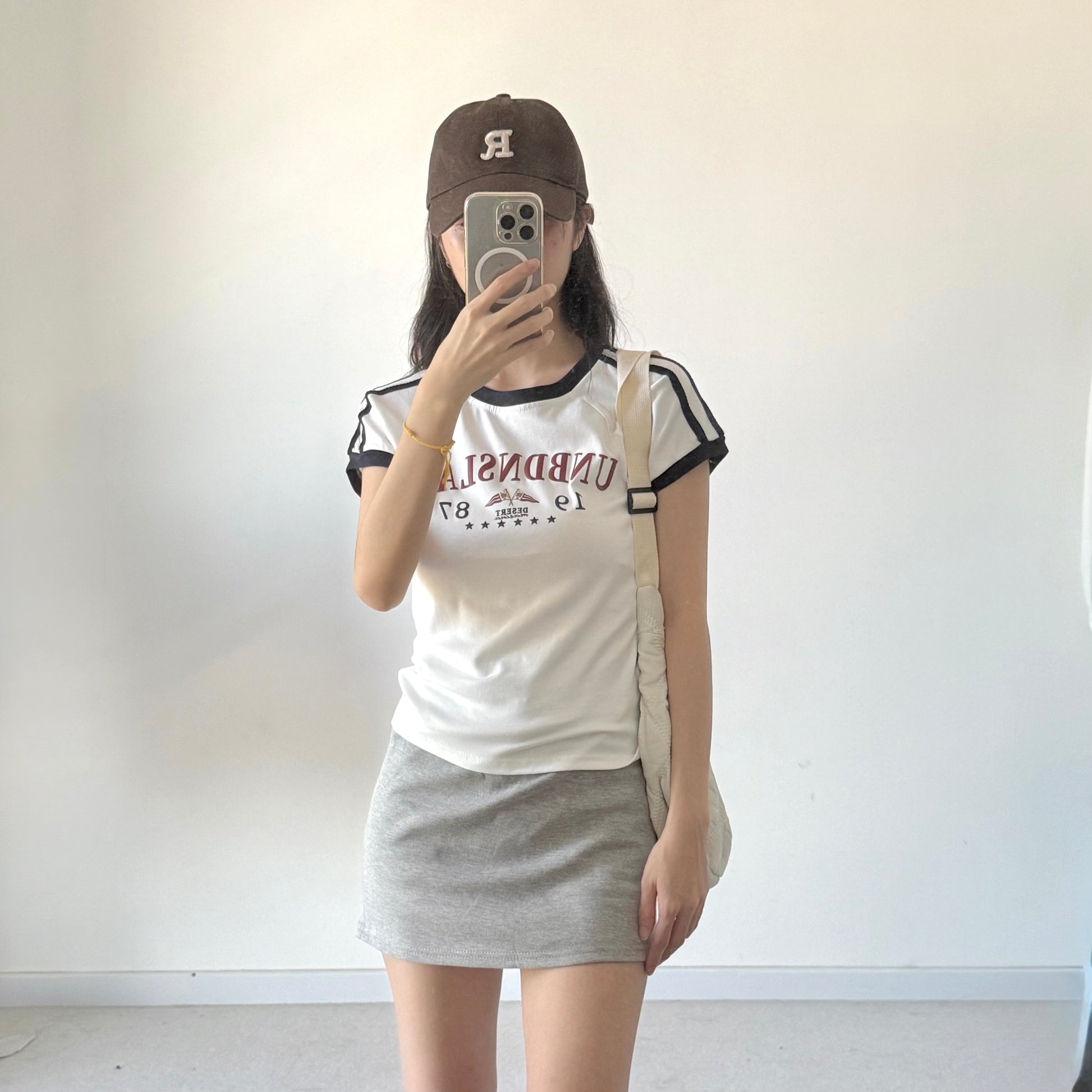 Casual Round Neck Short Sleeve T-Shirt 美式复古休闲风正肩T（JUL2504）