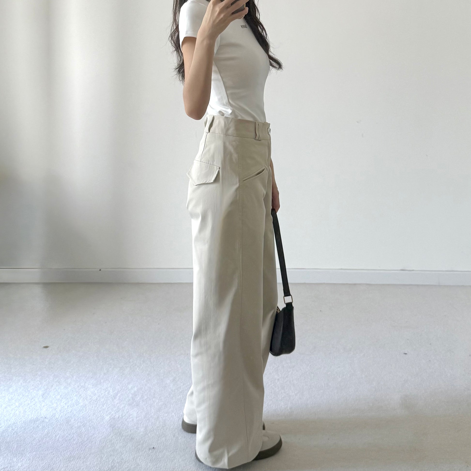 AUG25144 低调质感高腰直筒休闲裤 High-Waisted Straight Leg Casual Pants