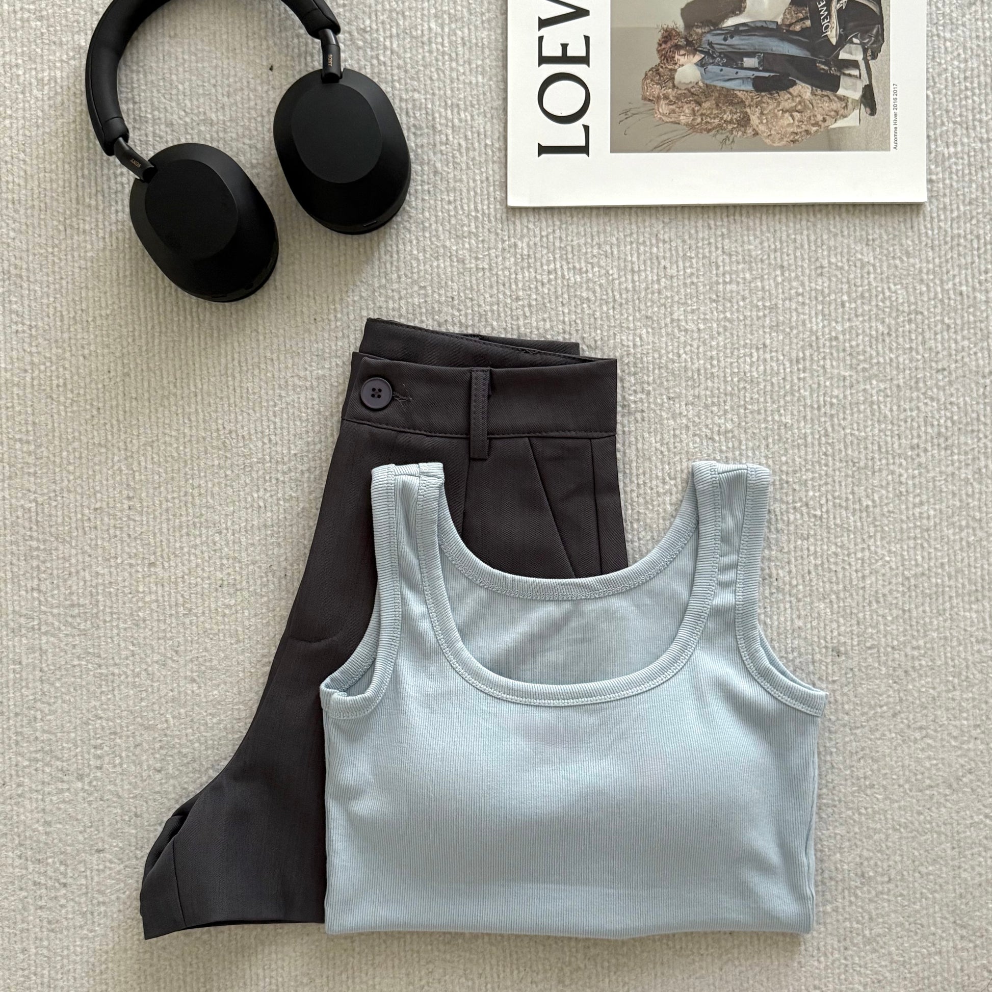 AUG25110 纯色带胸垫U领吊带背心 Basic U Neck Tank Top