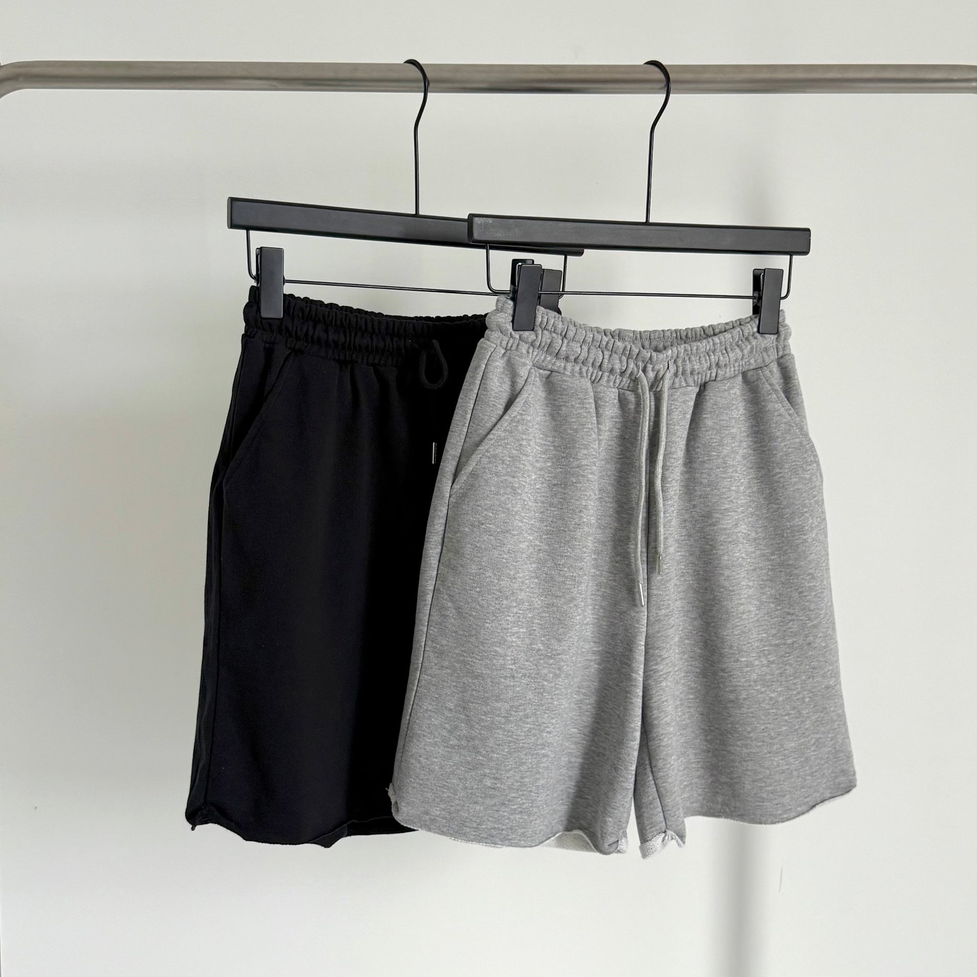 AUG25143 中性五分运动裤 Unisex 5-Inch Sports Shorts