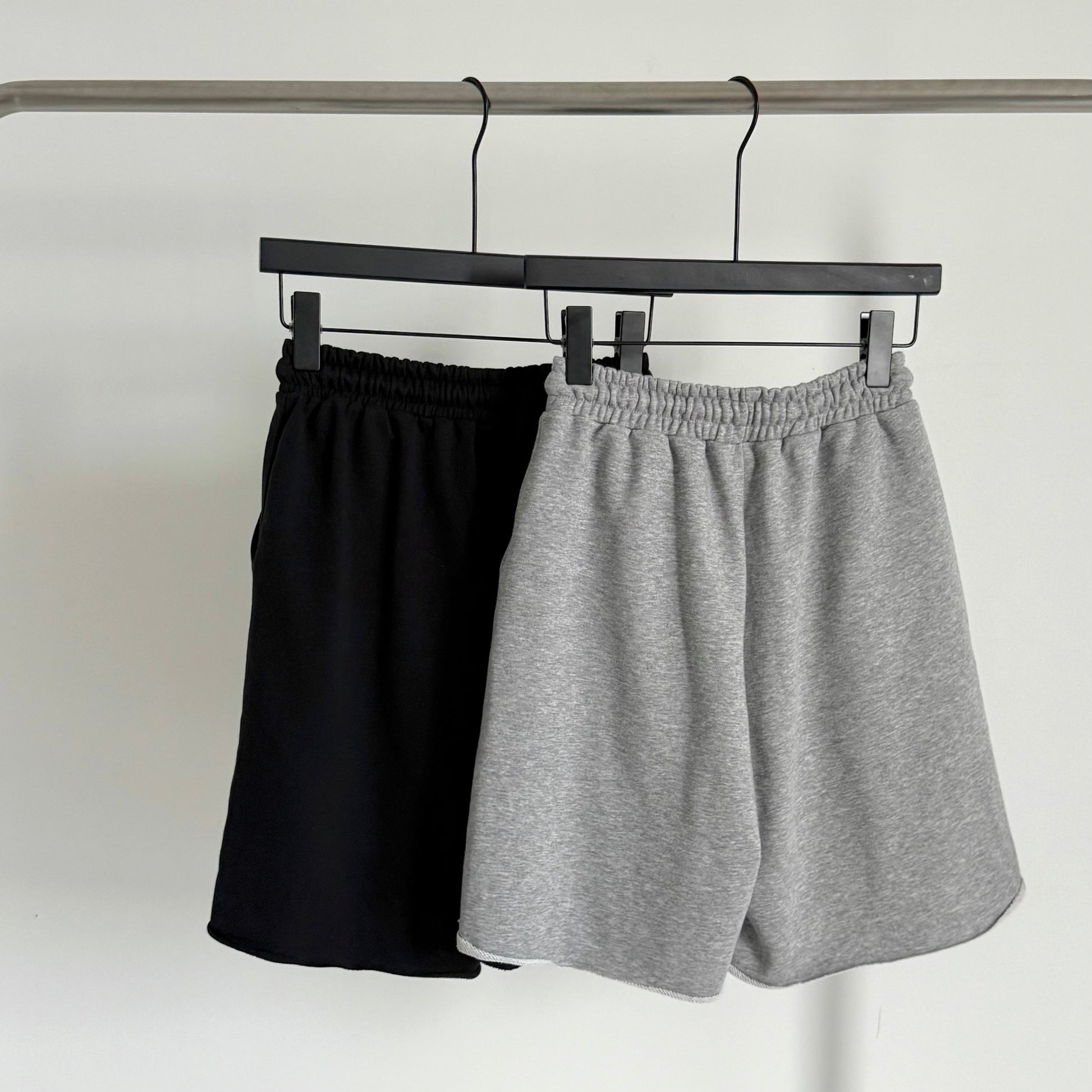 AUG25143 中性五分运动裤 Unisex 5-Inch Sports Shorts